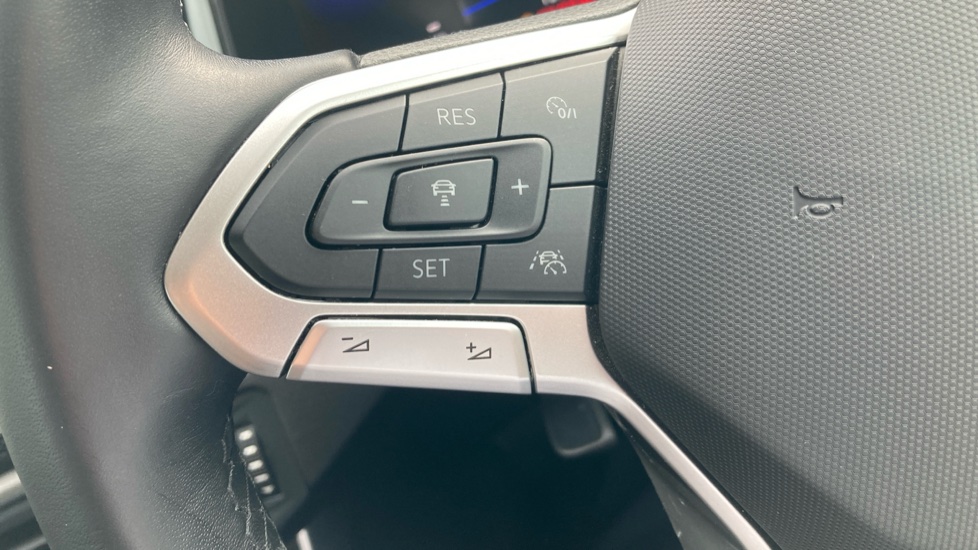 Volkswagen Polo 1.0 TSI Life 5dr Petrol Hatchback - Image 31