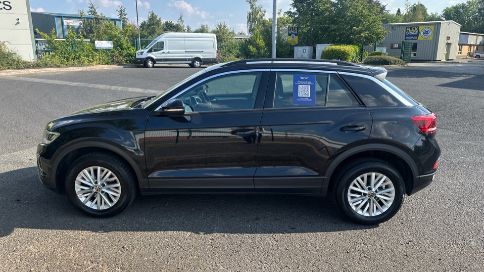 Volkswagen T-Roc 1.0 TSI Life 5dr Petrol Hatchback - Image 21
