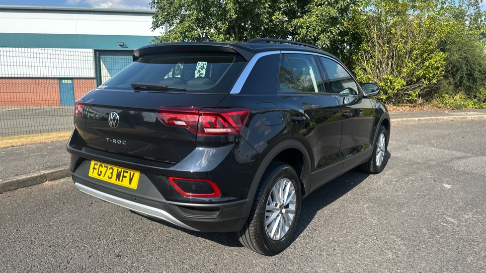 Volkswagen T-Roc 1.0 TSI Life 5dr Petrol Hatchback - Image 23