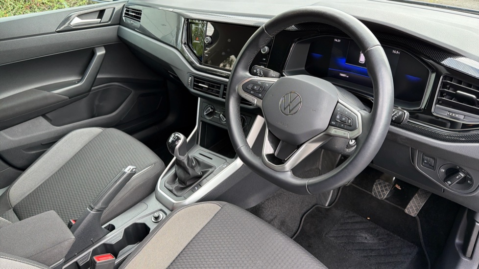 Volkswagen Polo 1.0 TSI Match 5dr Petrol Hatchback - Image 11
