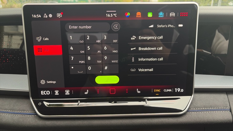 Volkswagen Tayron 1.5 TSI eHybrid R-Line 5dr DSG6 Estate - Image 35