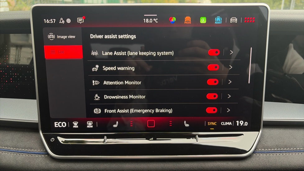 Volkswagen Tayron 1.5 TSI eHybrid R-Line 5dr DSG6 Estate - Image 55