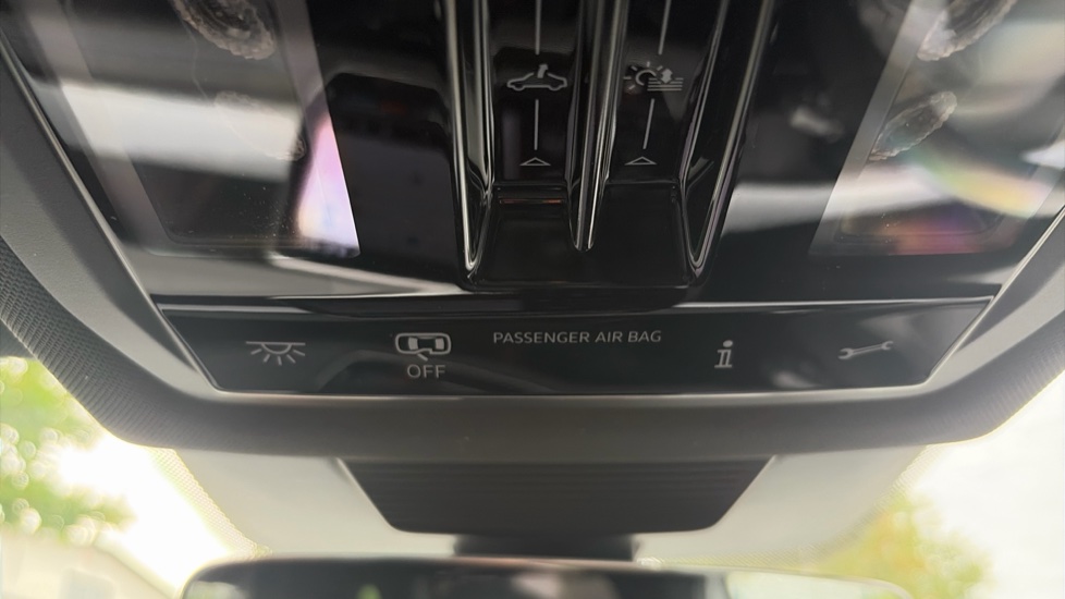 Volkswagen Tayron 1.5 TSI eHybrid R-Line 5dr DSG6 Estate - Image 68