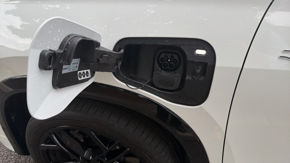 Volkswagen Tayron 1.5 TSI eHybrid R-Line 5dr DSG6 Estate - Image 78