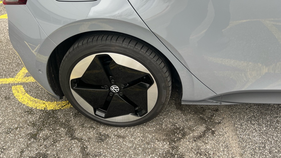 Volkswagen ID.3 150kW Match Pro S 79kWh 5dr Auto [5 Seats] Electric Hatchback - Image 38