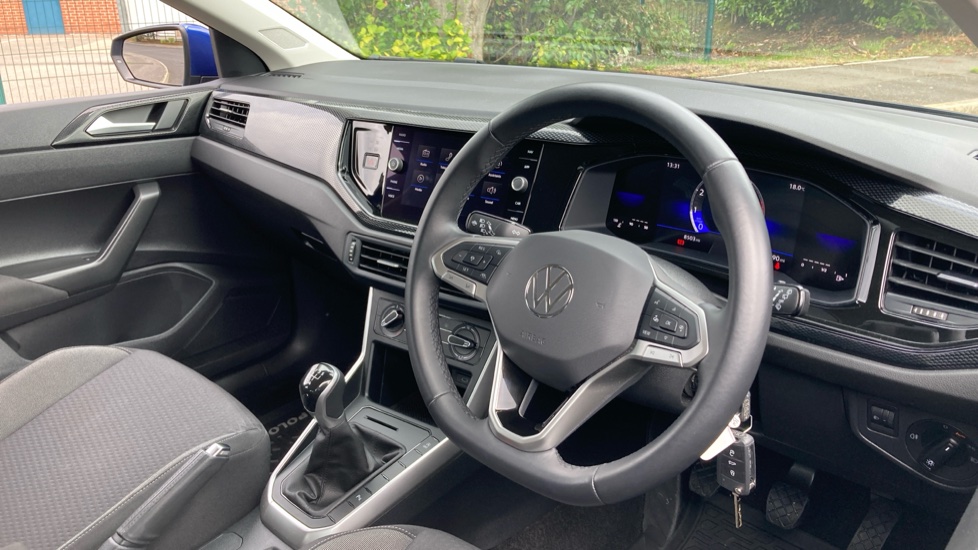 Volkswagen Polo 1.0 TSI Life 5dr Petrol Hatchback - Image 11