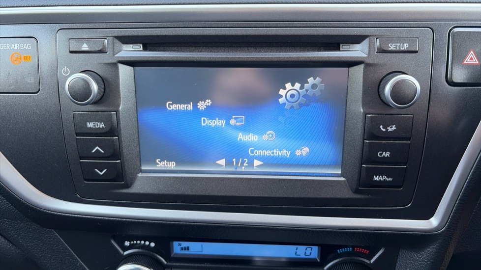Toyota Auris 1.6 V-Matic Icon+ 5dr Multidrive S Petrol Hatchback - Image 35
