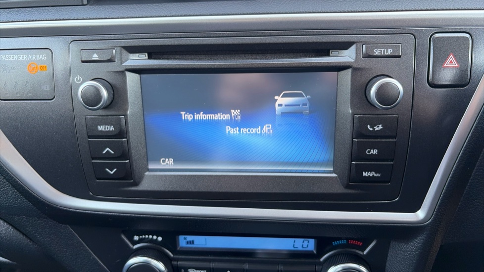 Toyota Auris 1.6 V-Matic Icon+ 5dr Multidrive S Petrol Hatchback - Image 37