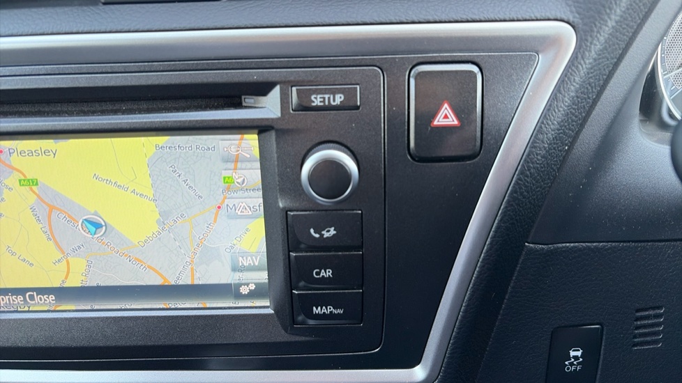 Toyota Auris 1.6 V-Matic Icon+ 5dr Multidrive S Petrol Hatchback - Image 41