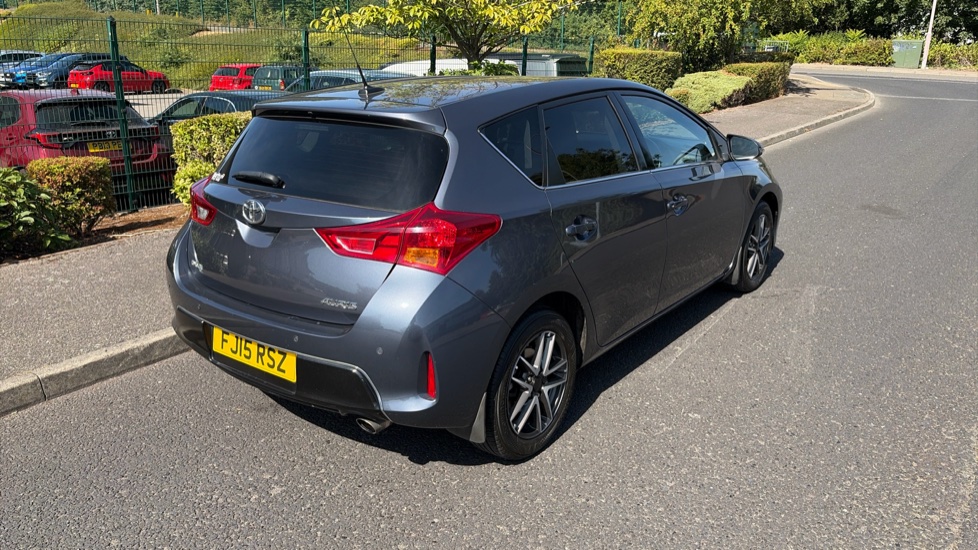 Toyota Auris 1.6 V-Matic Icon+ 5dr Multidrive S Petrol Hatchback - Image 48