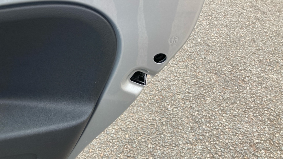 Volkswagen Up 1.0 High Up 5dr Petrol Hatchback - Image 37