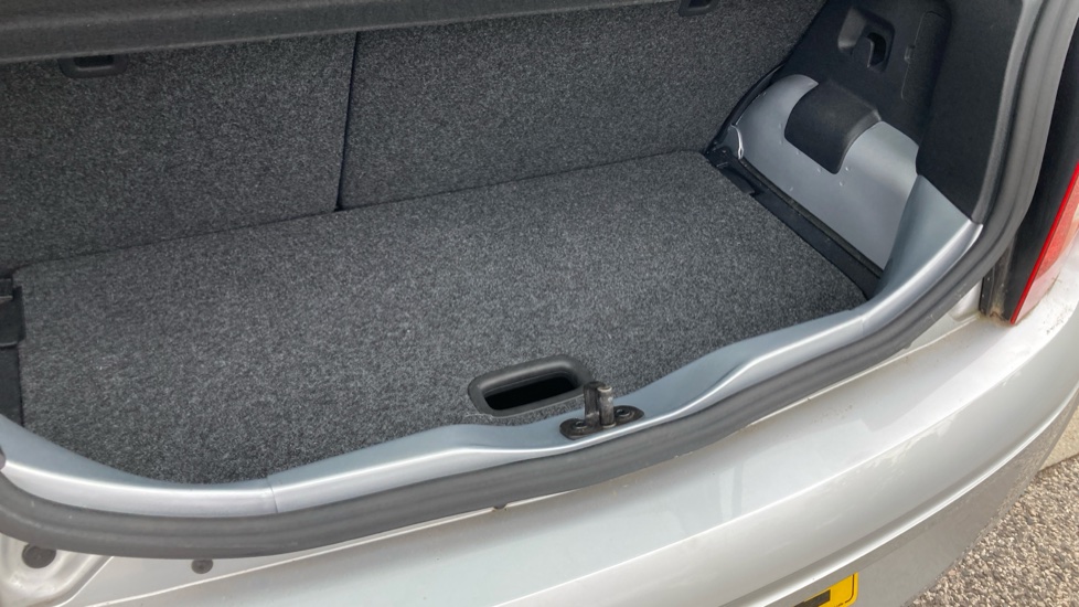 Volkswagen Up 1.0 High Up 5dr Petrol Hatchback - Image 40