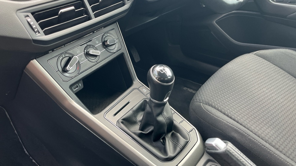 Volkswagen Polo 1.0 SE 5dr Petrol Hatchback - Image 13