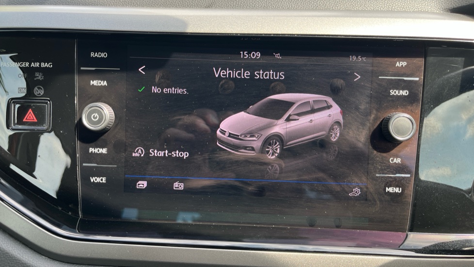 Volkswagen Polo 1.0 SE 5dr Petrol Hatchback - Image 25