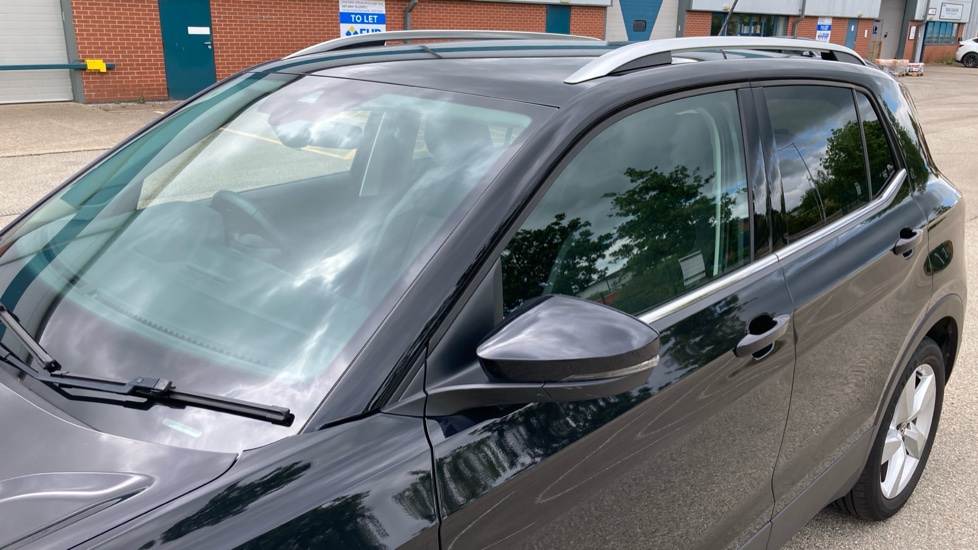 Volkswagen T-Cross 1.0 TSI 110 SEL 5dr Petrol Estate - Image 57