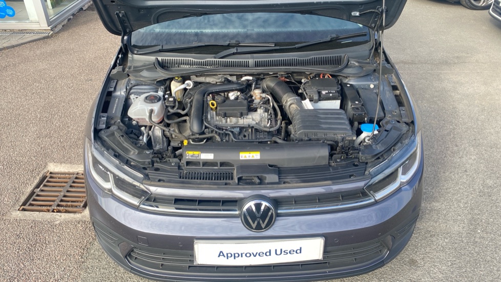Volkswagen Polo 1.0 TSI Life 5dr Petrol Hatchback - Image 8