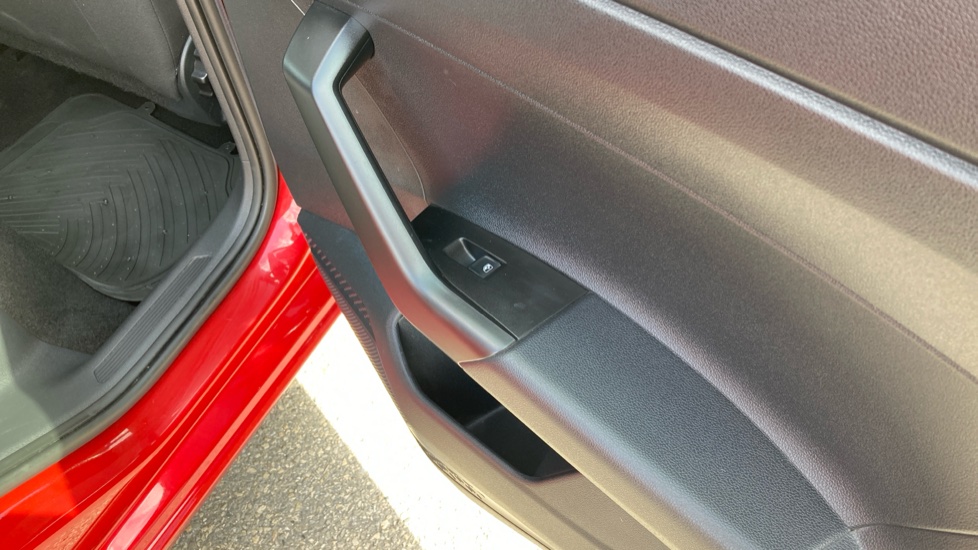 Volkswagen Polo 1.0 TSI Life 5dr Petrol Hatchback - Image 43
