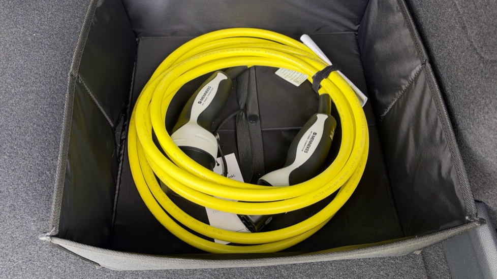 Volkswagen Passat 1.5 TSI eHybrid R-Line 5dr DSG Estate - Image 42