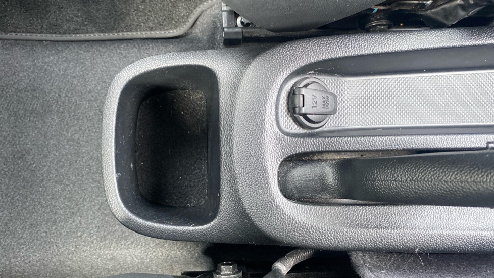 Hyundai i10 1.2 SE 5dr Petrol Hatchback - Image 61