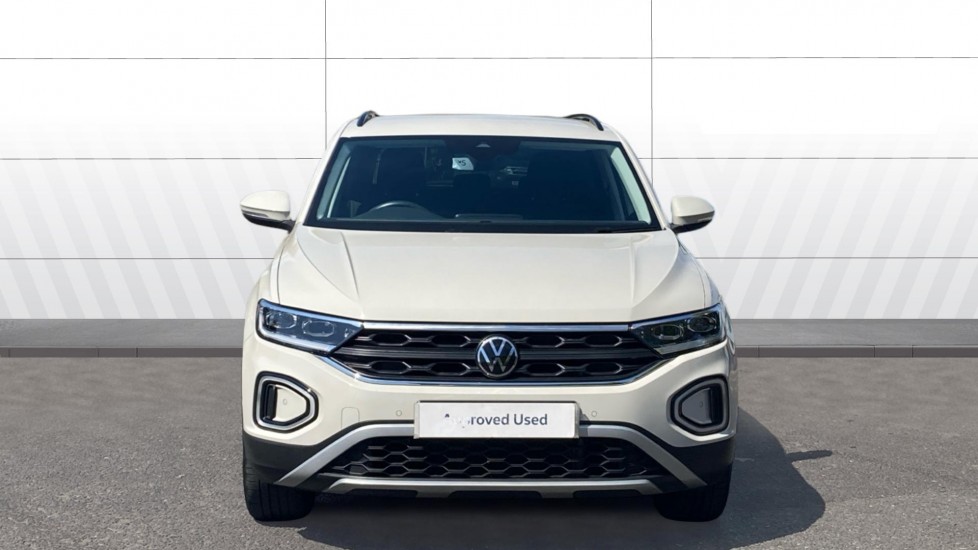 Volkswagen T-Roc 1.0 TSI 115 Match 5dr Petrol Hatchback - Image 3