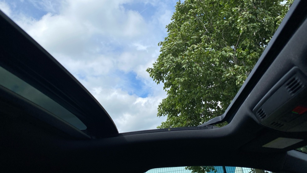 Volkswagen Polo 1.0 TSI Edition 50 5dr Petrol Hatchback - Image 22