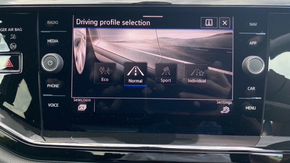 Volkswagen Polo 1.0 TSI Edition 50 5dr Petrol Hatchback - Image 56