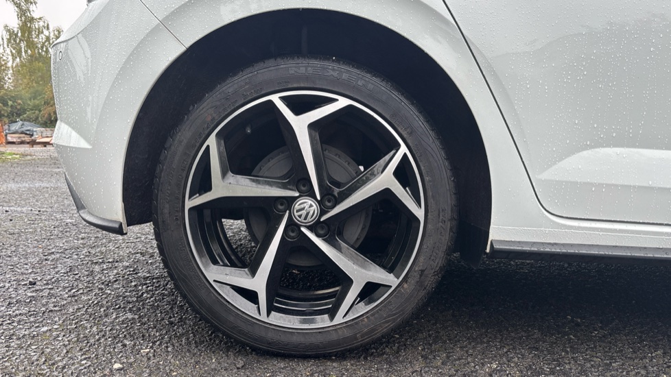 Volkswagen Polo 1.0 TSI 95 R-Line 5dr Petrol Hatchback - Image 7