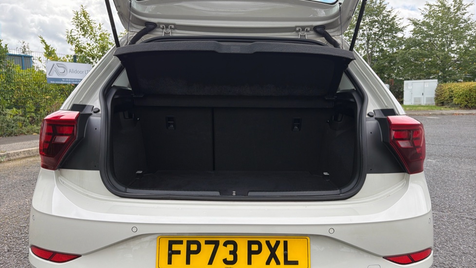 Volkswagen Polo 1.0 TSI Life 5dr Petrol Hatchback - Image 4