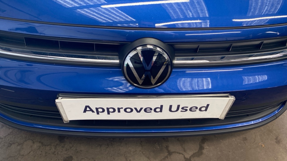 Volkswagen Polo 1.0 TSI Life 5dr Petrol Hatchback - Image 57