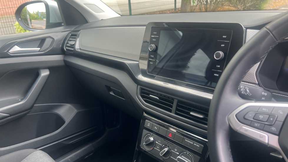 Volkswagen T-Cross 1.0 TSI 115 Match 5dr Petrol Estate - Image 14