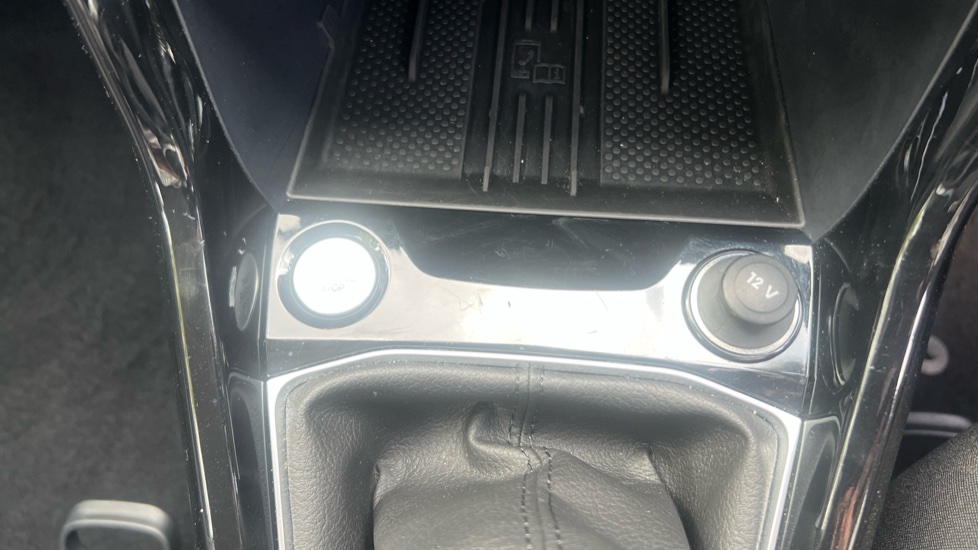 Volkswagen T-Cross 1.0 TSI 115 Match 5dr Petrol Estate - Image 21