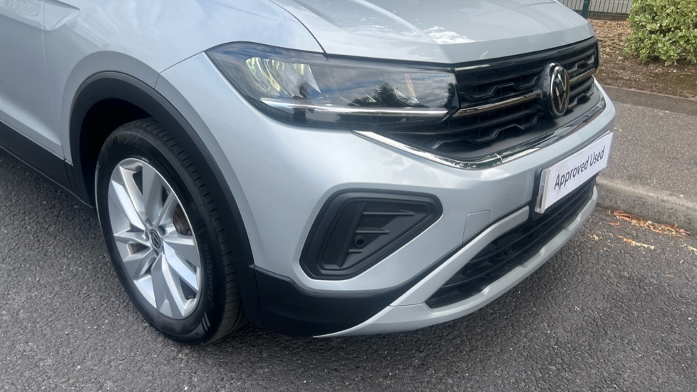 Volkswagen T-Cross 1.0 TSI 115 Match 5dr Petrol Estate - Image 33