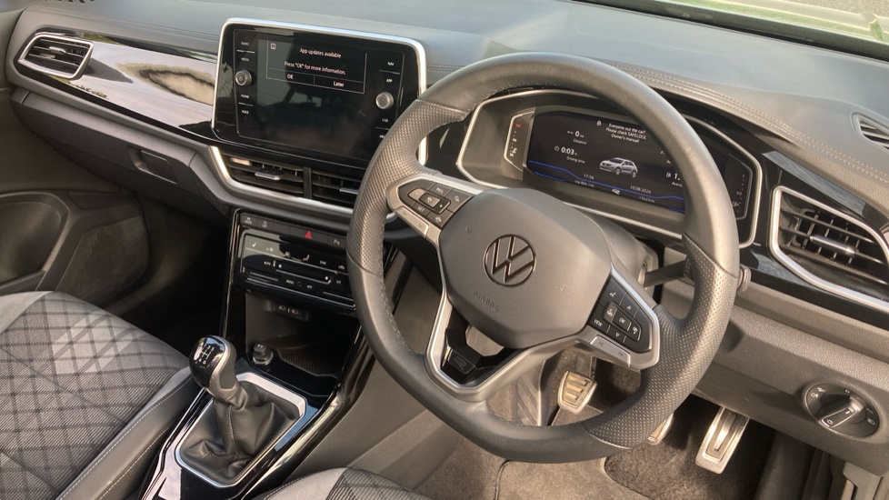 Volkswagen T-Roc 1.5 TSI R-Line 5dr Petrol Hatchback - Image 11