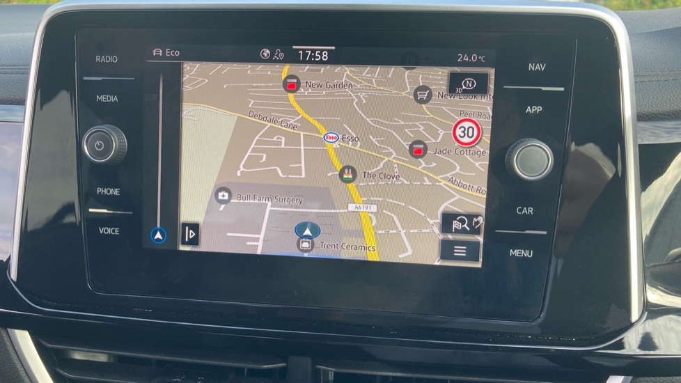 Volkswagen T-Roc 1.5 TSI R-Line 5dr Petrol Hatchback - Image 37