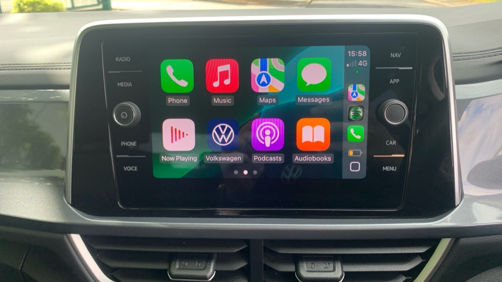 Volkswagen T-Roc 1.5 TSI Style 5dr Petrol Hatchback - Image 35