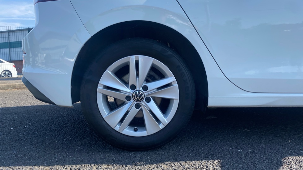 Volkswagen Golf 1.0 TSI Life 5dr Petrol Hatchback - Image 7