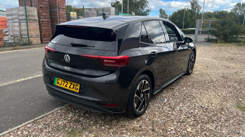 Volkswagen ID.3 150kW Family Pro Performance 58kWh 5dr Auto Electric Hatchback - Image 34