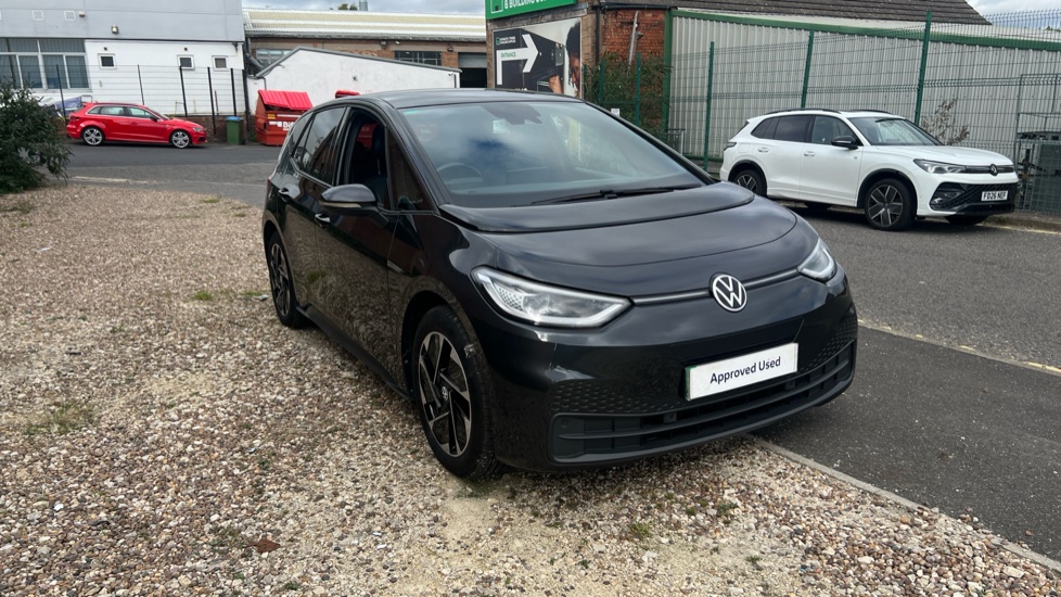 Volkswagen ID.3 150kW Family Pro Performance 58kWh 5dr Auto Electric Hatchback - Image 45