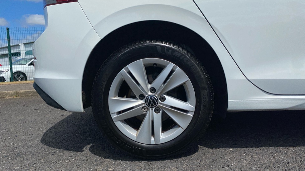 Volkswagen Golf 1.0 TSI Life 5dr Petrol Hatchback - Image 7