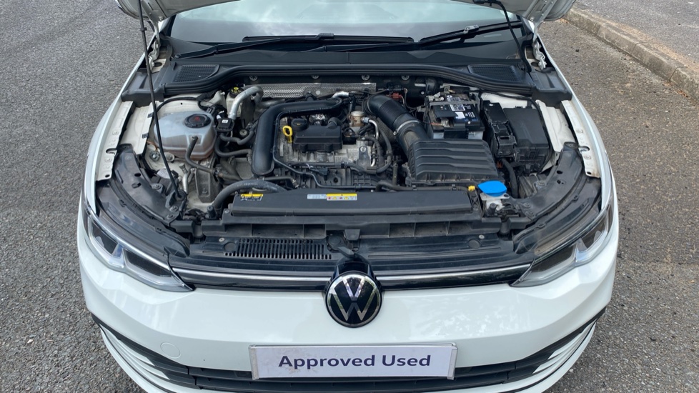 Volkswagen Golf 1.0 TSI Life 5dr Petrol Hatchback - Image 8