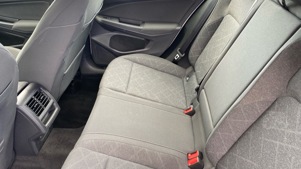 Volkswagen Golf 1.0 TSI Life 5dr Petrol Hatchback - Image 16