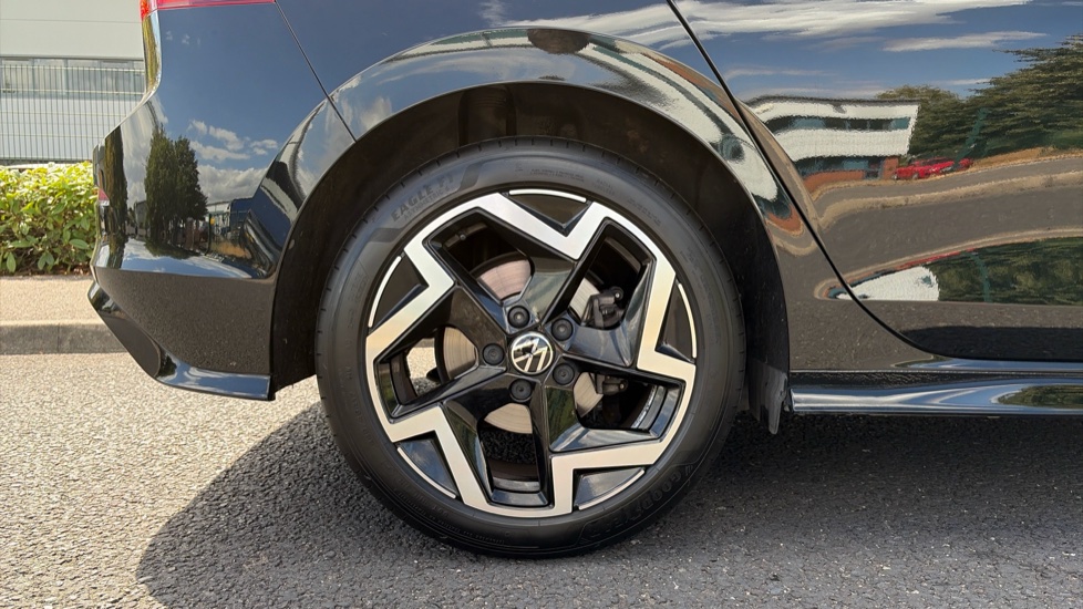 Volkswagen Golf 1.5 TSI 150 R-Line 5dr Petrol Hatchback - Image 7