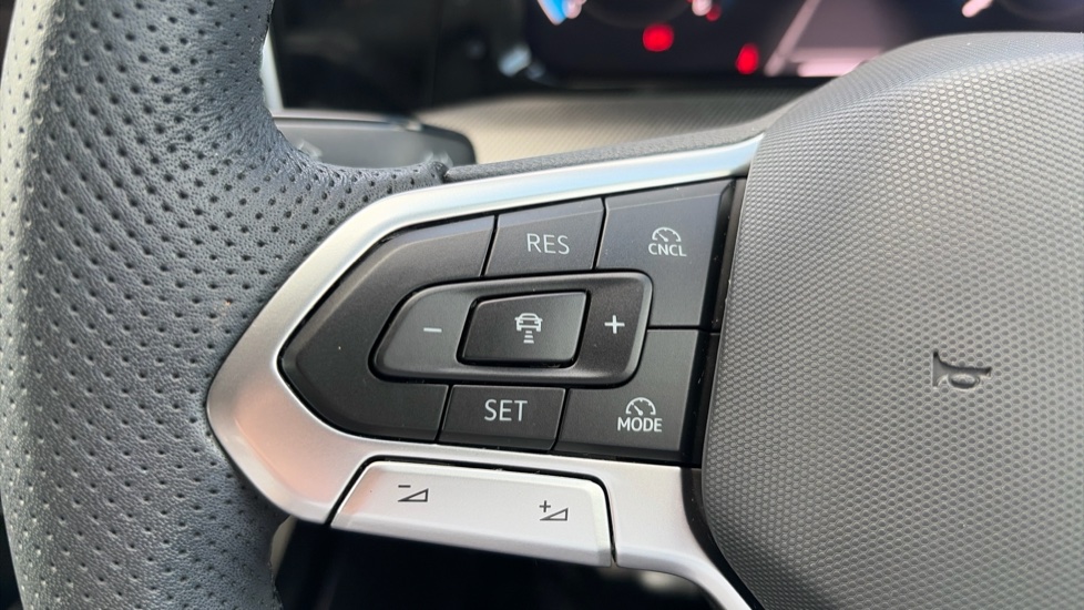 Volkswagen Golf 1.5 TSI 150 R-Line 5dr Petrol Hatchback - Image 21