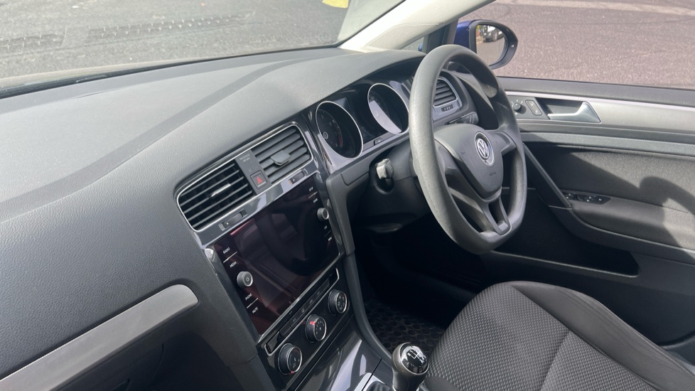 Volkswagen Golf 1.4 TSI S 5dr Petrol Hatchback - Image 9