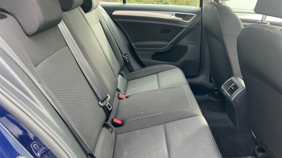 Volkswagen Golf 1.4 TSI S 5dr Petrol Hatchback - Image 16
