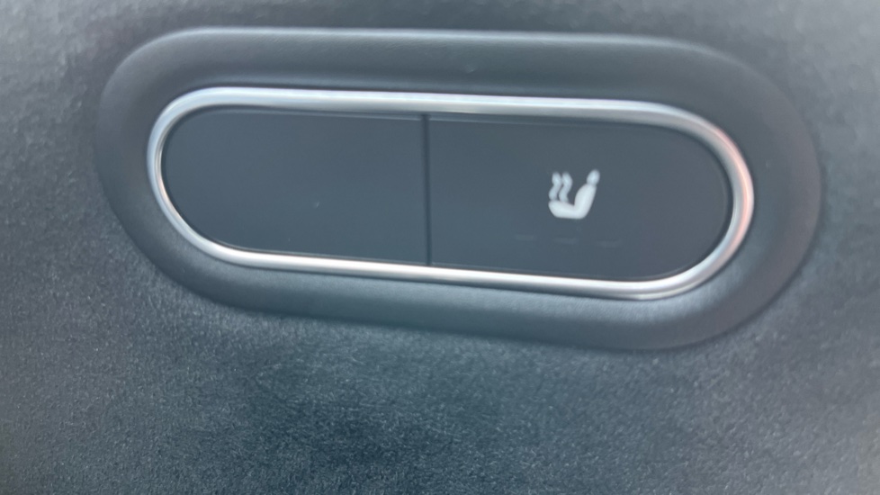 Mercedes-Benz A-Class A200 AMG Line 5dr Petrol Hatchback - Image 37