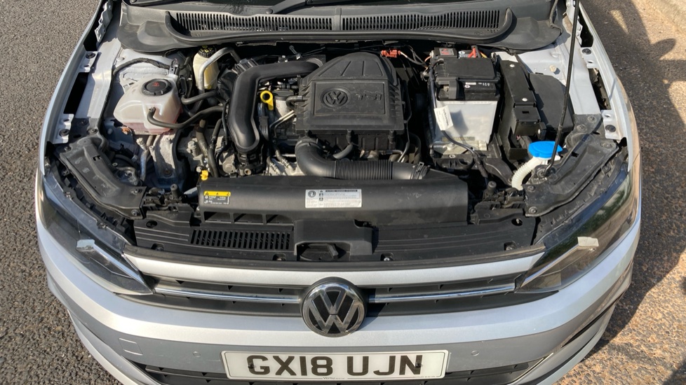 Volkswagen Polo 1.0 TSI 95 SE 5dr Petrol Hatchback - Image 8