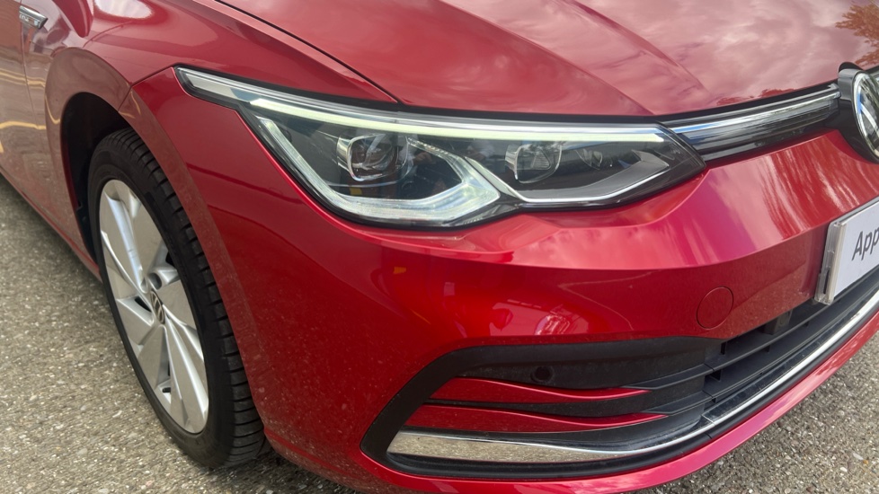 Volkswagen Golf 1.5 eTSI Style 5dr DSG Petrol Hatchback - Image 42