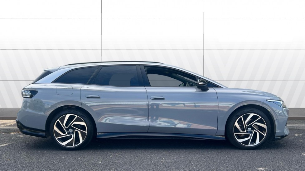 Volkswagen ID.7 210kW Match Pro S Plus 86kWh 5dr Auto Electric Estate - Image 5