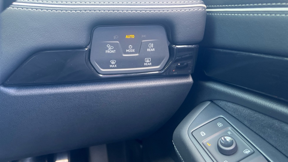 Volkswagen ID.7 210kW Match Pro S Plus 86kWh 5dr Auto Electric Estate - Image 31